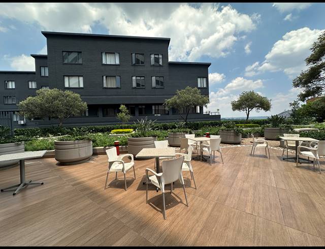 230M² OFFICE TO LET IN SANDTON CENTRAL
